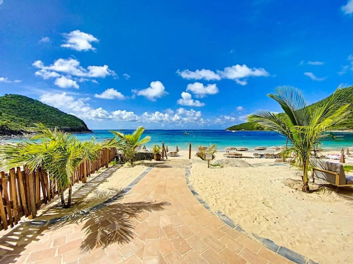 Marina Beach 2, between Anse Marcel marina&beach